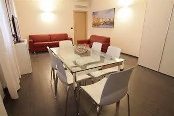 מסטרה Venice Apartments Dante